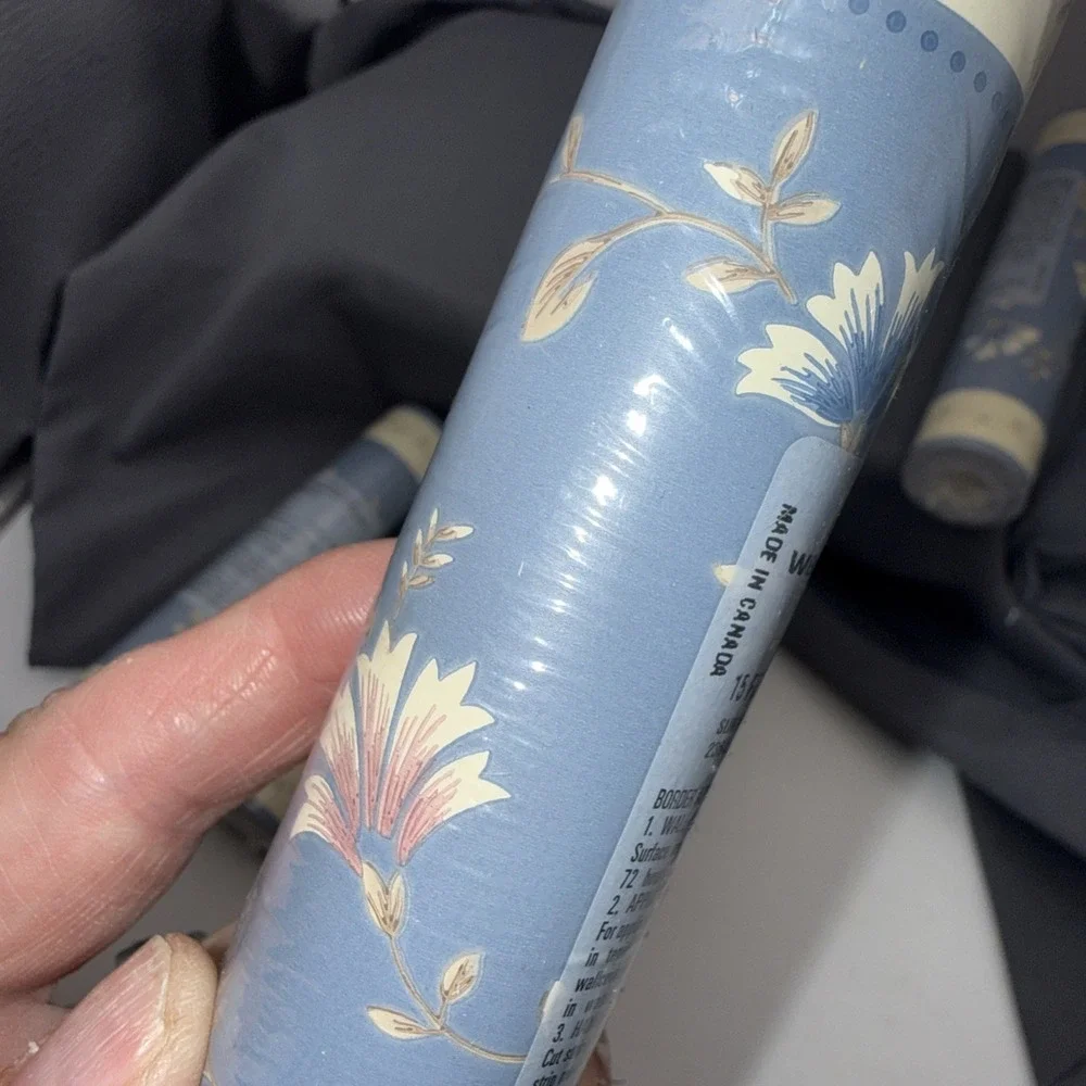 VTG Wallpaper Border Floral Cottage Core Blue White Sunworthy 5 Rolls 75 Feet